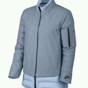 NIKE Sportwear Aeroloft Down Fill Water Resistant